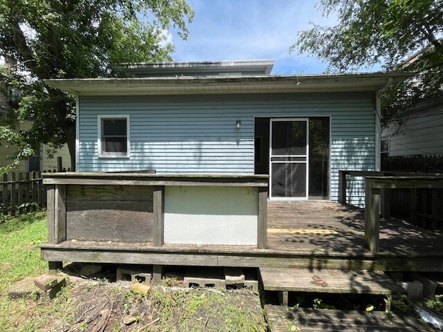 Building Photo - 504 W Navarre St