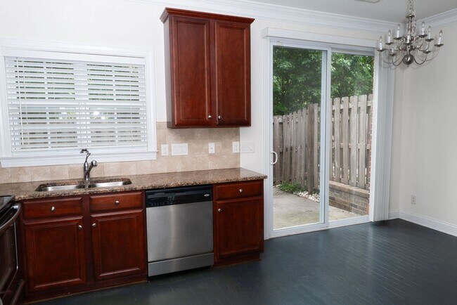 Building Photo - 4988 Wyngate Village Dr
