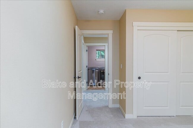 Building Photo - 7981 SW Kelso Ct