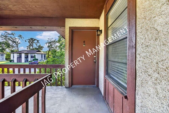 Building Photo - 482 Bentwood Ln