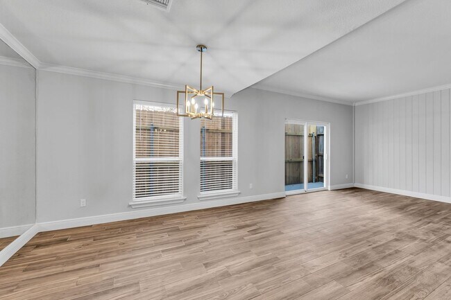 Building Photo - 1829 Bering Dr