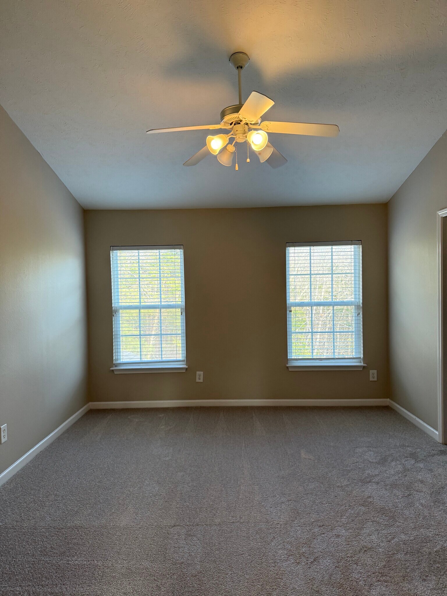 Building Photo - 2028 Shaylin Loop