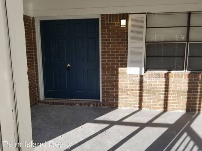 Building Photo - 3 br, 1.5 bath House - 8541 Pond Ave