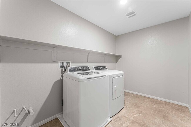 Building Photo - 2611 Infinity Bay Ct