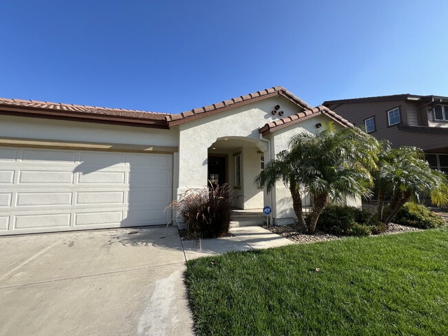 Primary Photo - Tracy: $2839 3 bedroom 2 bath single story...
