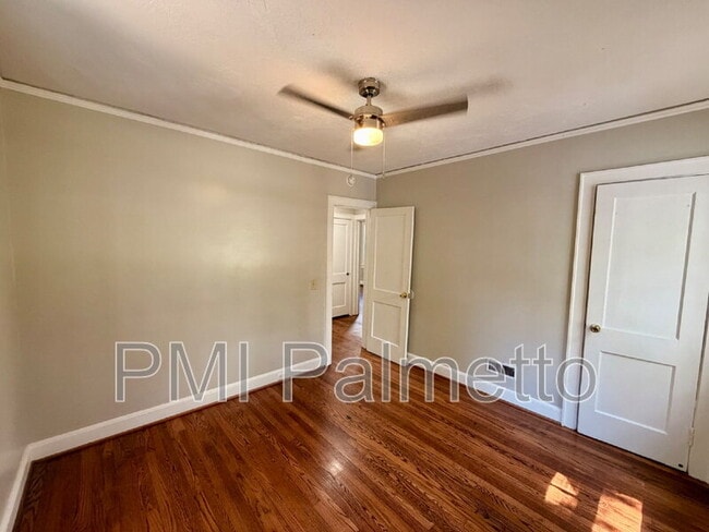 Building Photo - 1304 Mt Vernon St