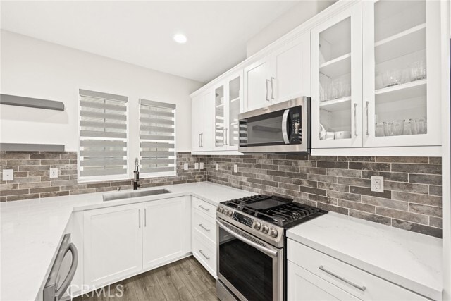 Building Photo - 925 Clementine Ct