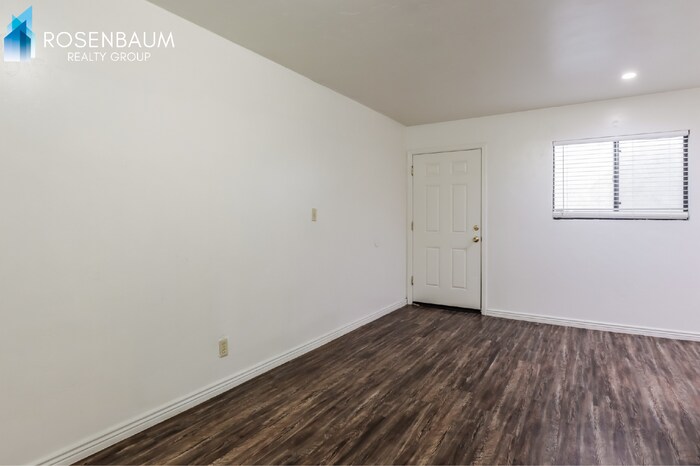 Building Photo - 770 N Dodge Blvd