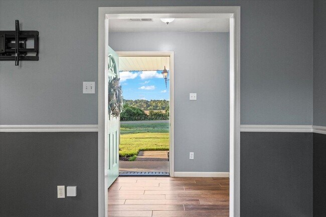 Building Photo - 9496 Holly Grove Rd