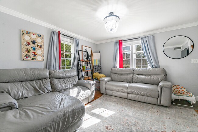 Building Photo - 63-67-67 Pearl Harbor Pl