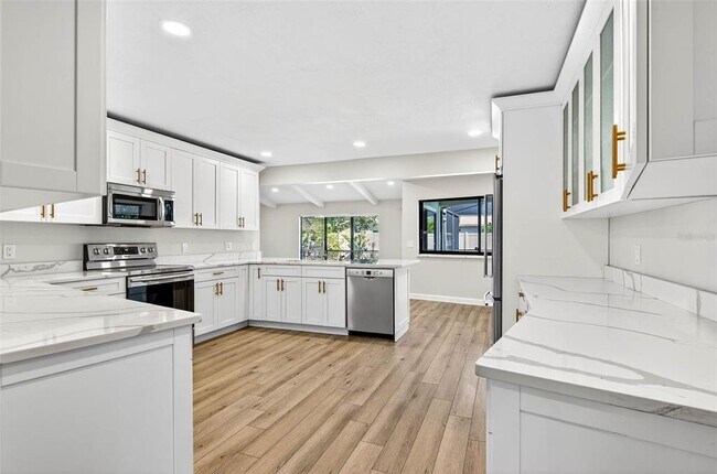 Building Photo - 5107 Lanai Way