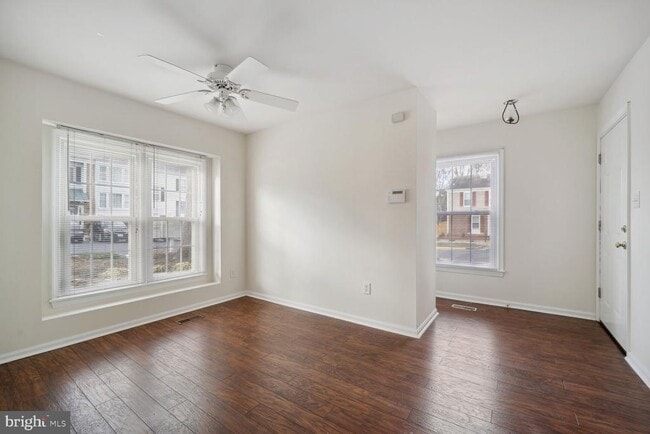 Building Photo - 5490 Safe Harbor Ct