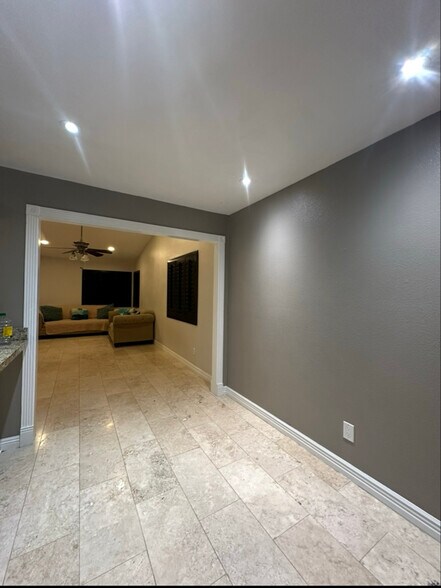 Building Photo - 405 Butterfield Trail