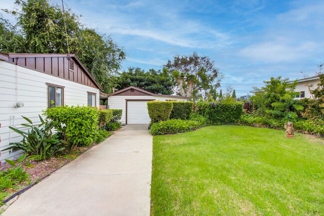 Building Photo - Charming Fully Remodeled 3-Bedroom Home in...