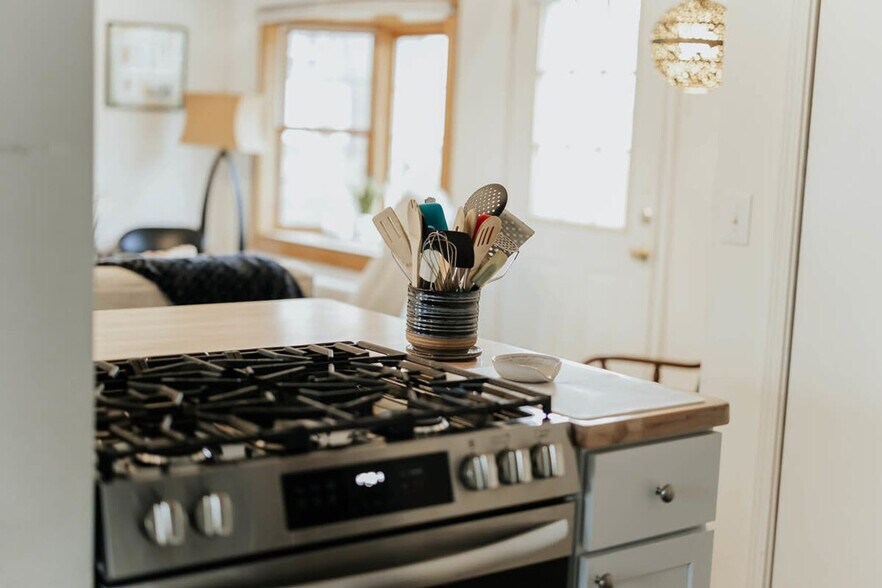 Building Photo - 1109 S Fess Ave