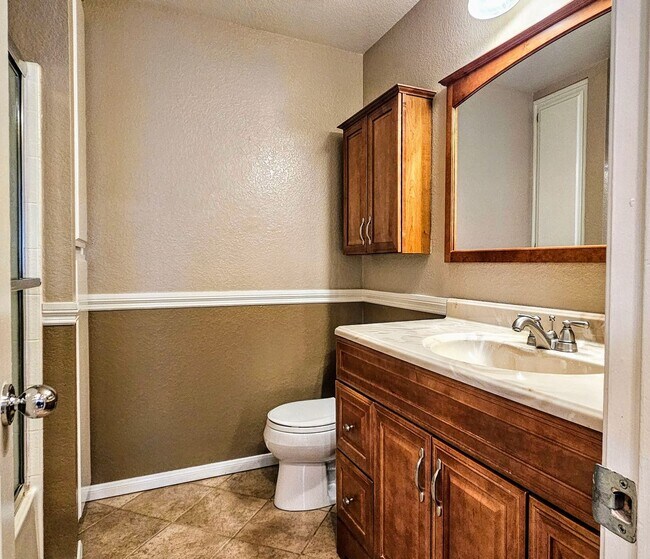 Building Photo - 8429 SNOW VIEW PL RANCHO CUCAMONGA 91730 (...