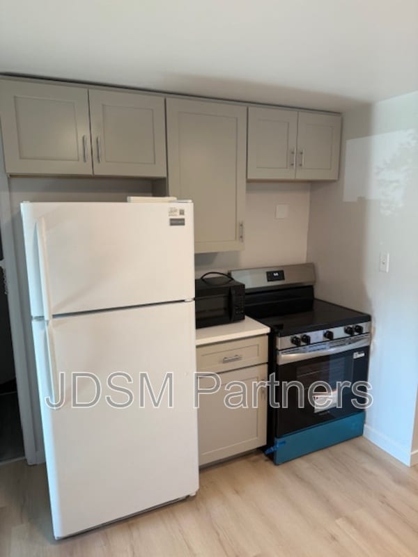 Building Photo - 1046 Harrison St