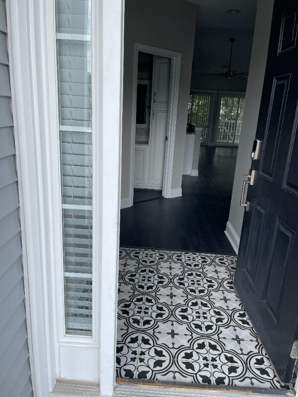 Building Photo - 5026 Belleglen Ct