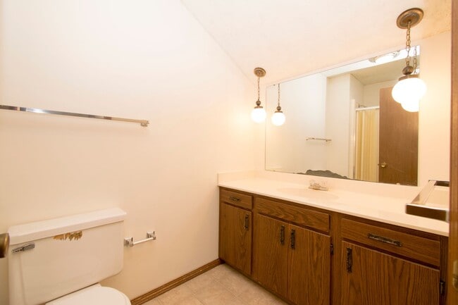 Building Photo - 2510MY