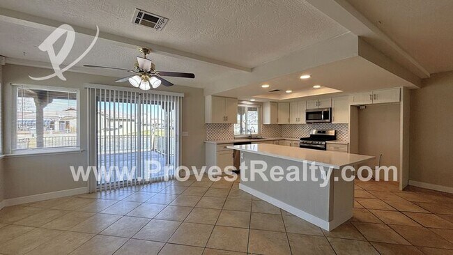 Building Photo - 18430 Niagara Dr