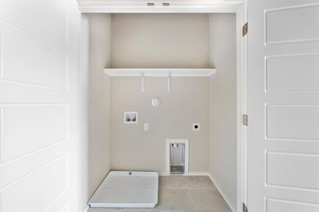 Building Photo - 1201 Garland Rd