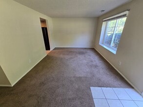 Building Photo - 10954 Greenaire Pl