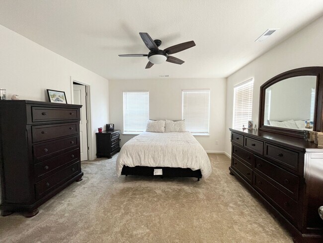 Building Photo - 3428 Crow Pt Wy