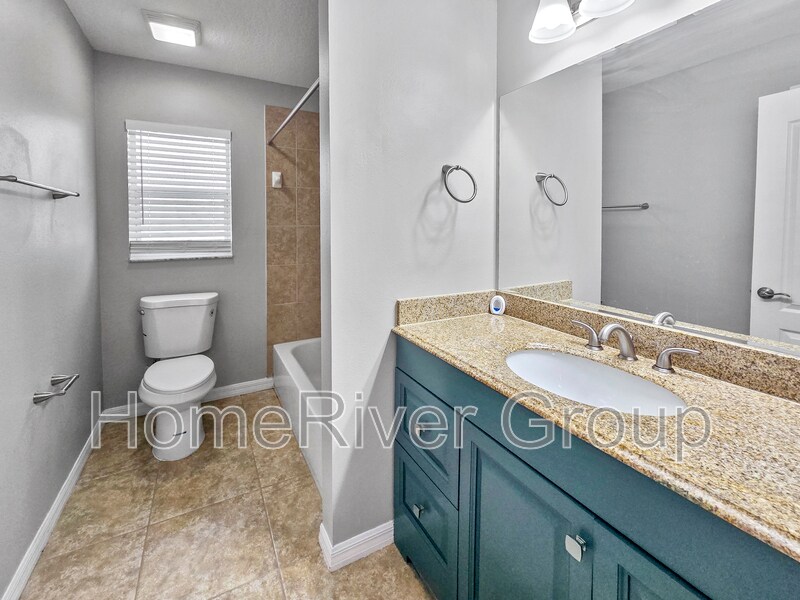 Building Photo - 6051 SW 81st St