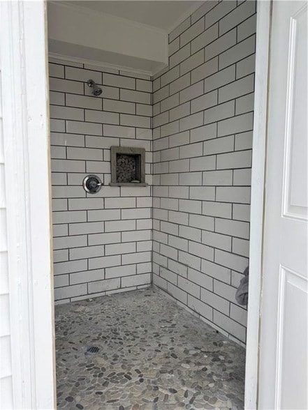 Building Photo - 6613 Carmen St