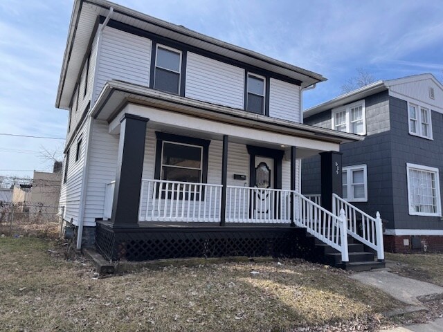 Building Photo - 625 2nd St