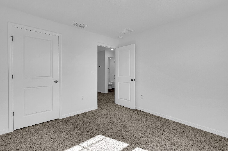 Building Photo - 16599 Barbours Crk Wy