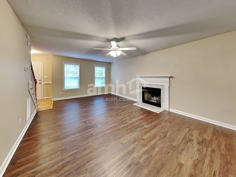 Building Photo - 506 Westminster Dr