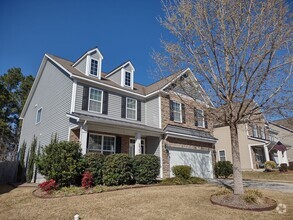Building Photo - Amazing Four Bedroom Home with GREAT Commu...