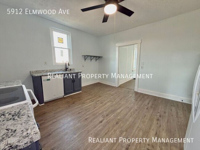 Building Photo - 5912 Elmwood Ave