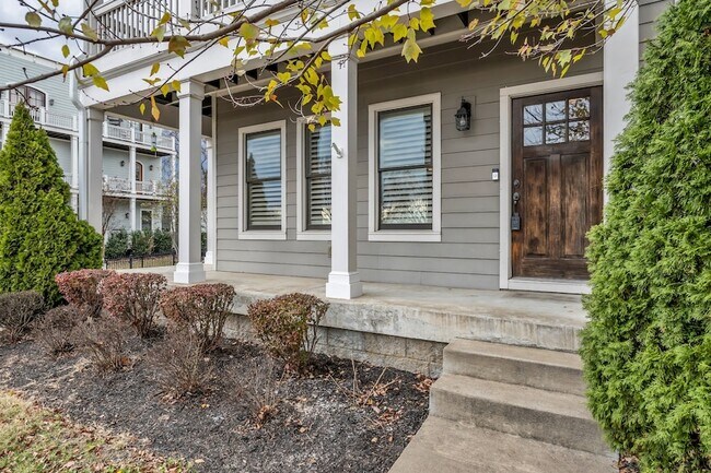 Building Photo - 1801A Sevier St