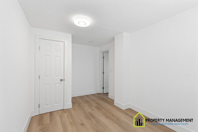 Building Photo - Charming 2-Bedroom Retreat in Sacramento – Gated w/Large yard