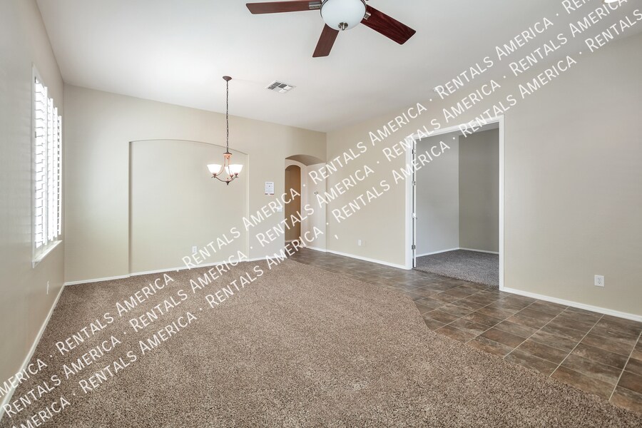 Building Photo - 43958 W Bailey Dr