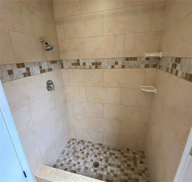 Building Photo - 214 Stevenage Dr