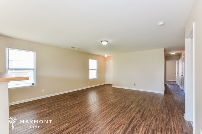 Building Photo - 122 David Barnes Dr