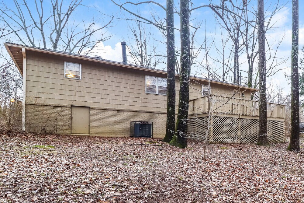 Building Photo - 9091 S Wilderwood Ln