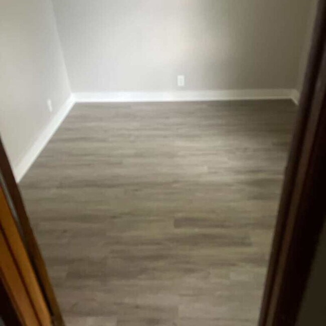 Building Photo - 3233 W 50th St