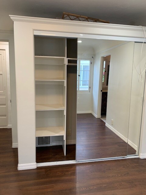 Bedroom - 251 N Almont Dr
