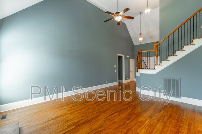 Building Photo - 8802 Mckenzie Farm Dr