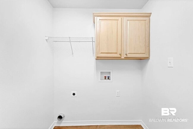 Building Photo - 8352 Preakness Ct
