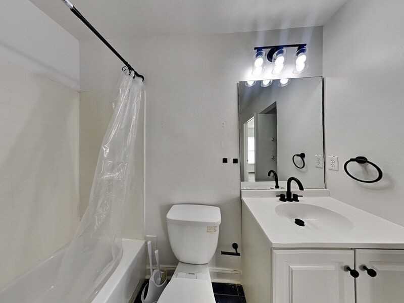 Building Photo - 2059 Dixie Belle Dr