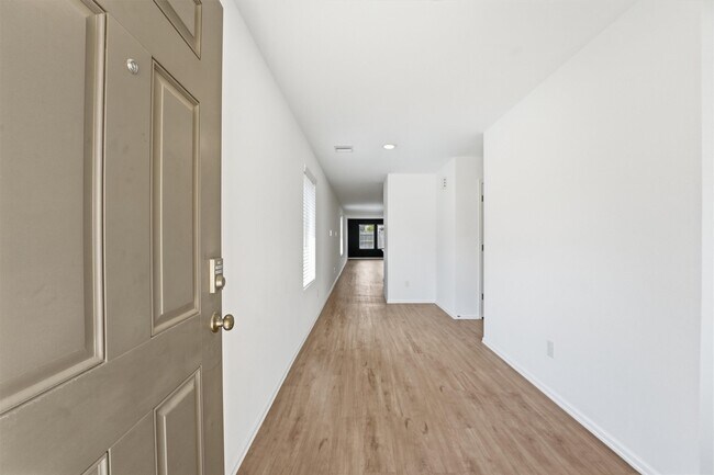 Building Photo - 22238 Palladium Dr
