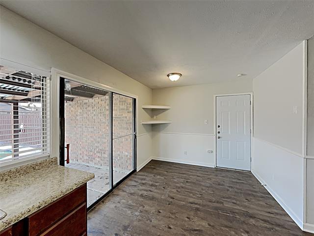 Building Photo - 3522 Whitney Dr