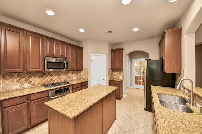 Building Photo - 9619 W Amber Bluff Ln