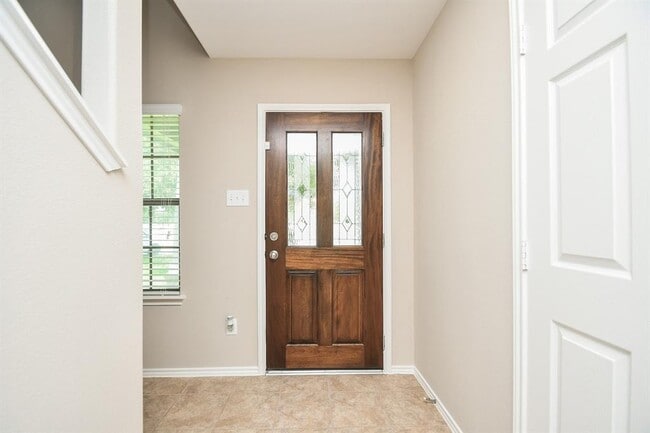 Building Photo - 1646 Perennial Ln