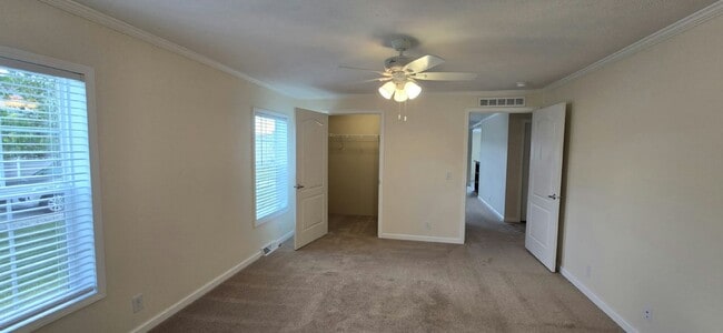 Building Photo - 52553 Elmcrest Ct